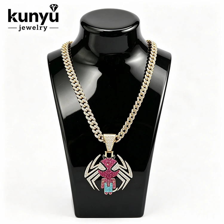 Bling pakabukas hiphopo karoliai Bling pakabukas hiphopo karoliai