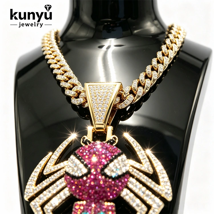 Bling pakabukas hiphopo karoliai